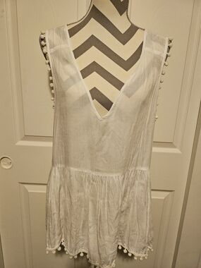 Women's White V-Neck Pom Pom Swim Coverup